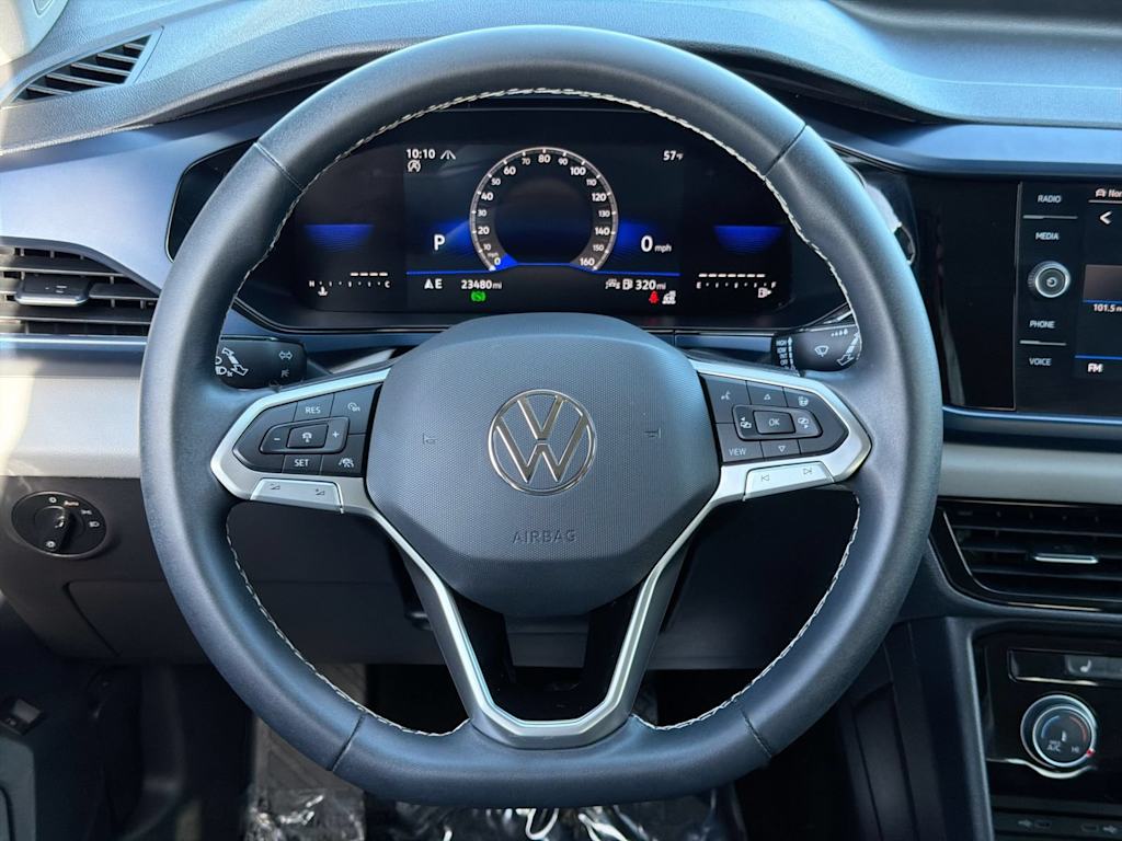 Thumbnail: 2023 Volkswagen Taos - 14
