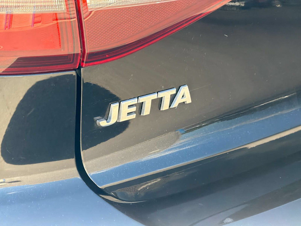 Thumbnail: 2017 Volkswagen Jetta - 25
