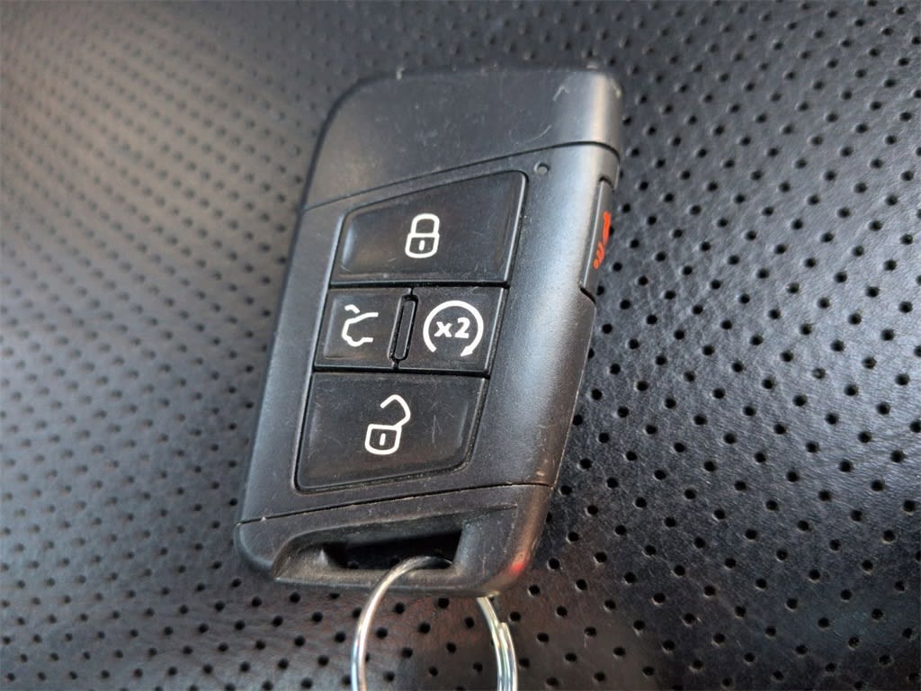 Thumbnail: 2019 Volkswagen Jetta - 17