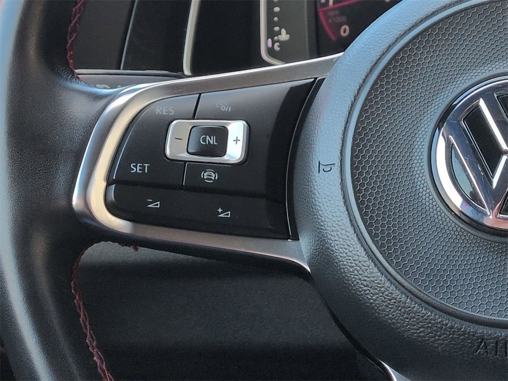 Thumbnail: 2019 Volkswagen Jetta - 31