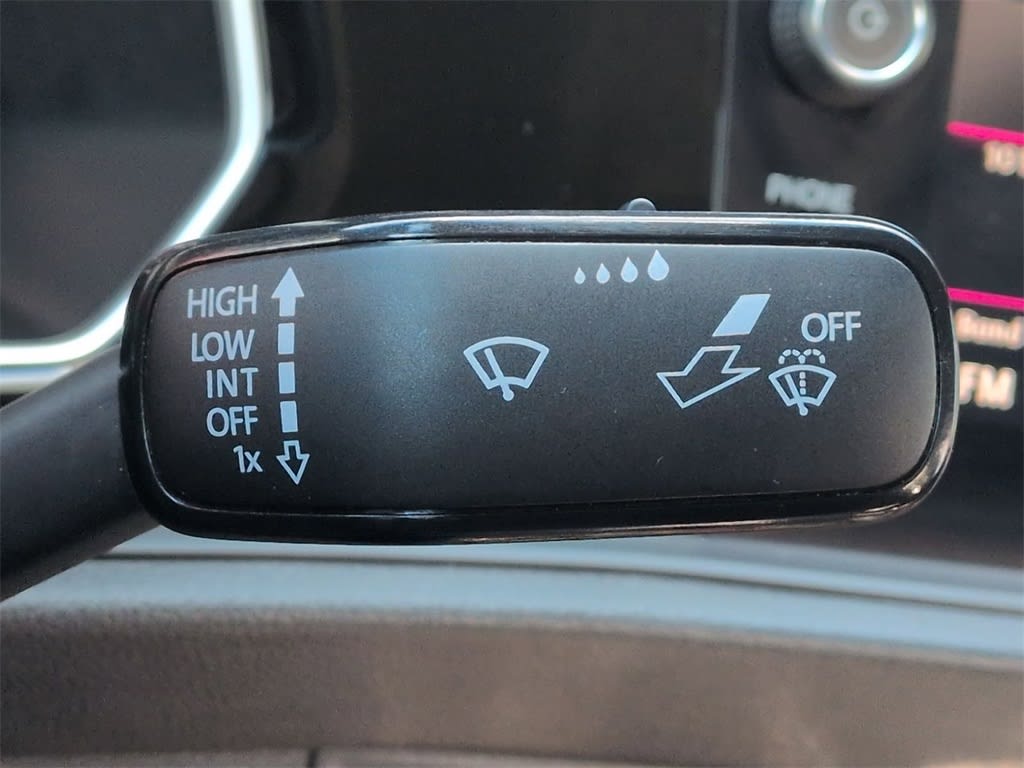 Thumbnail: 2019 Volkswagen Jetta - 15