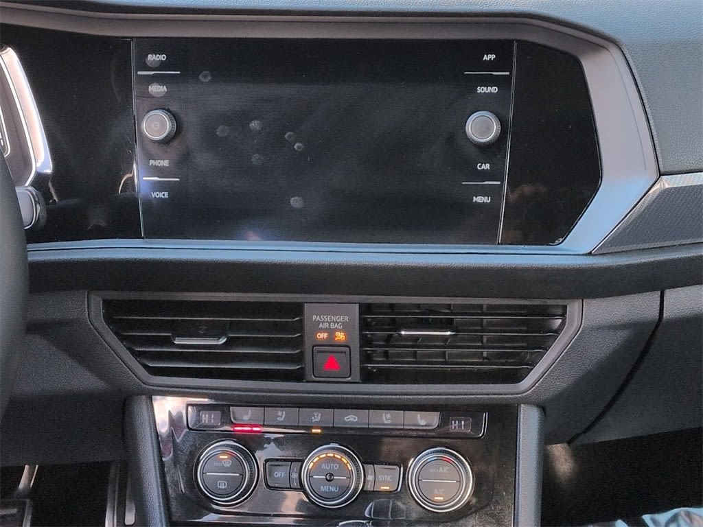 Thumbnail: 2019 Volkswagen Jetta - 13