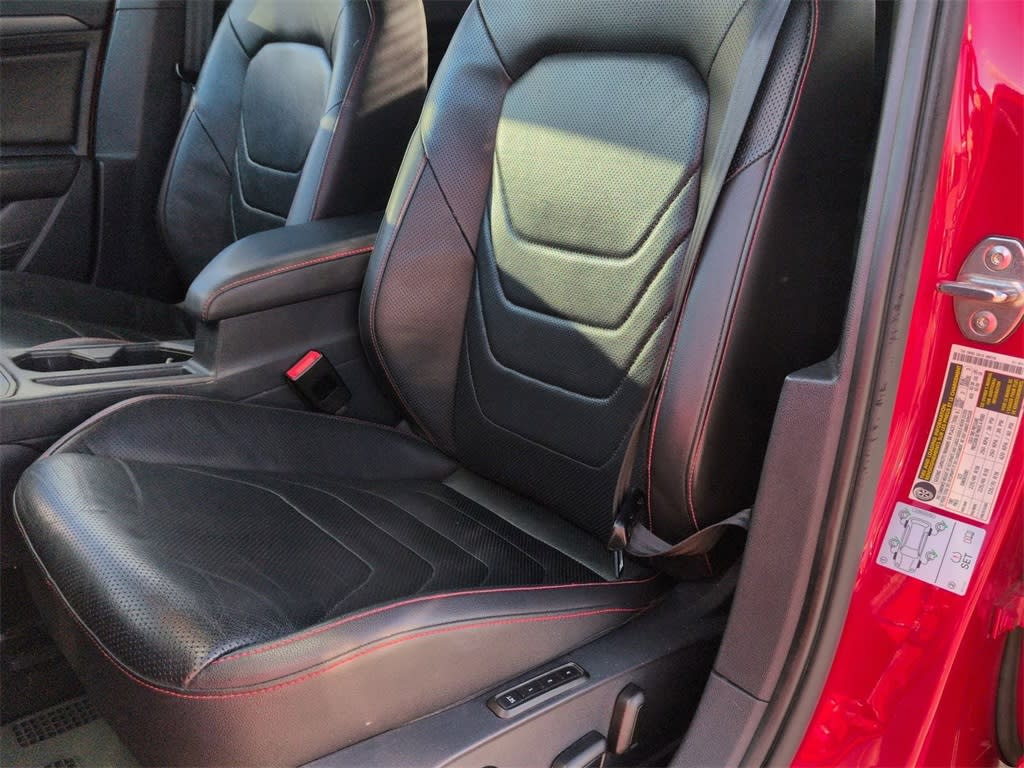 Thumbnail: 2019 Volkswagen Jetta - 9