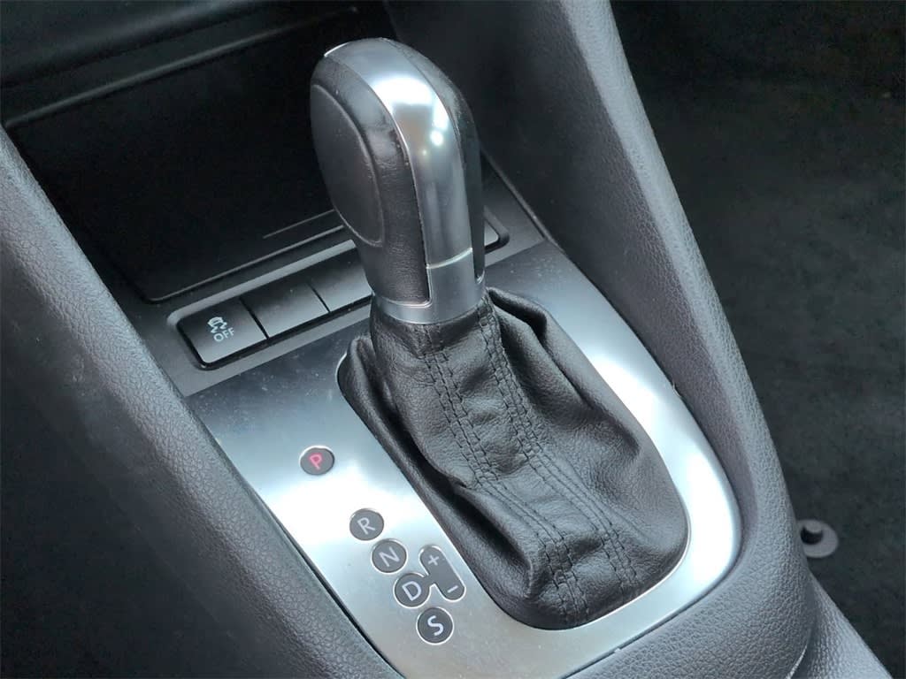 Thumbnail: 2014 Volkswagen Jetta - 15