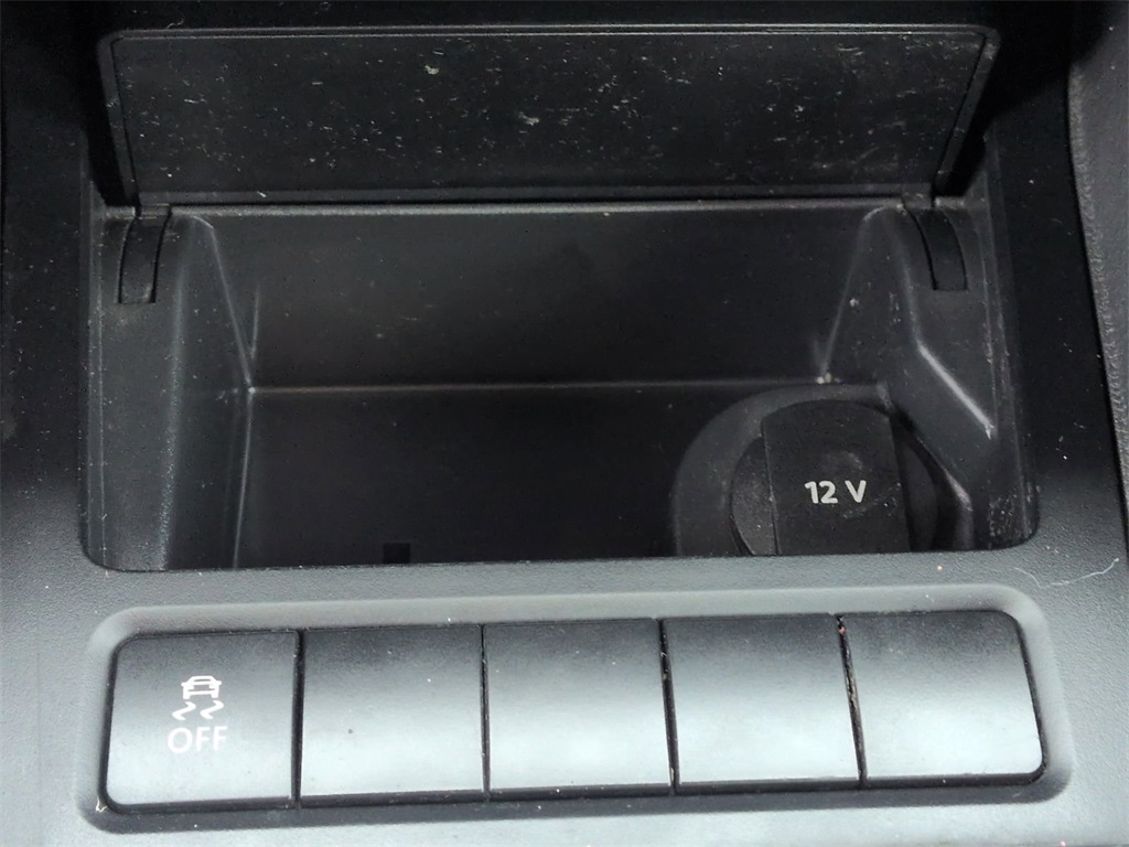 Thumbnail: 2014 Volkswagen Jetta - 35