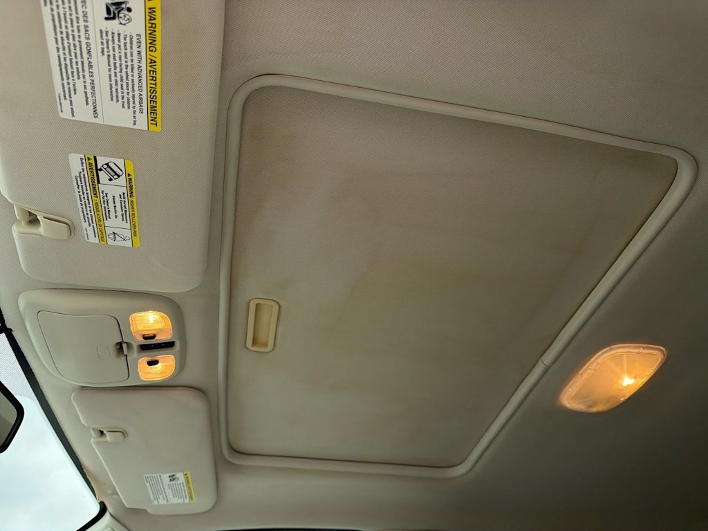 Thumbnail: 2011 Mercury Mariner - 26
