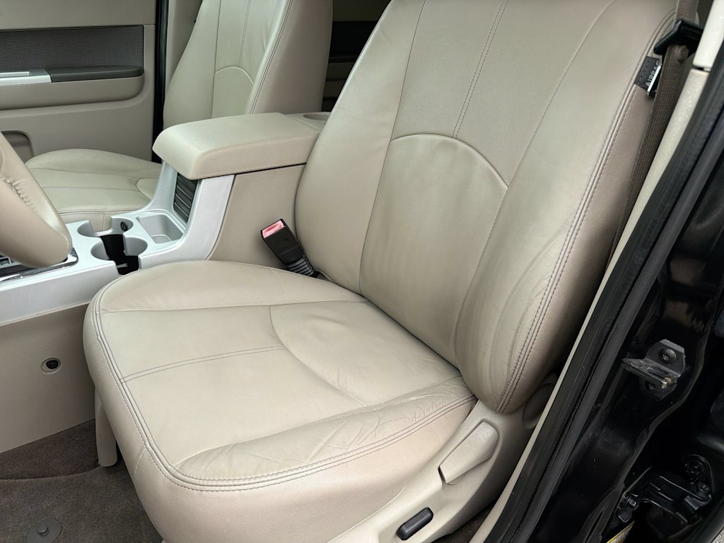Thumbnail: 2011 Mercury Mariner - 10