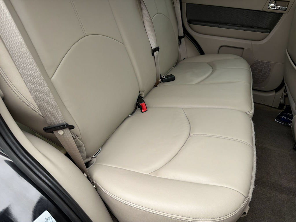 Thumbnail: 2011 Mercury Mariner - 28
