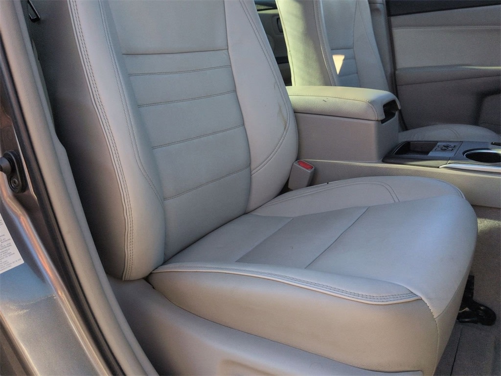 Thumbnail: 2016 Toyota Camry - 29
