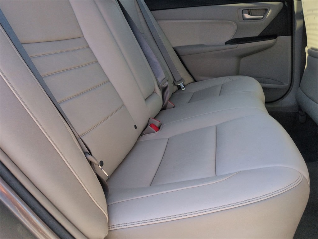 Thumbnail: 2016 Toyota Camry - 27