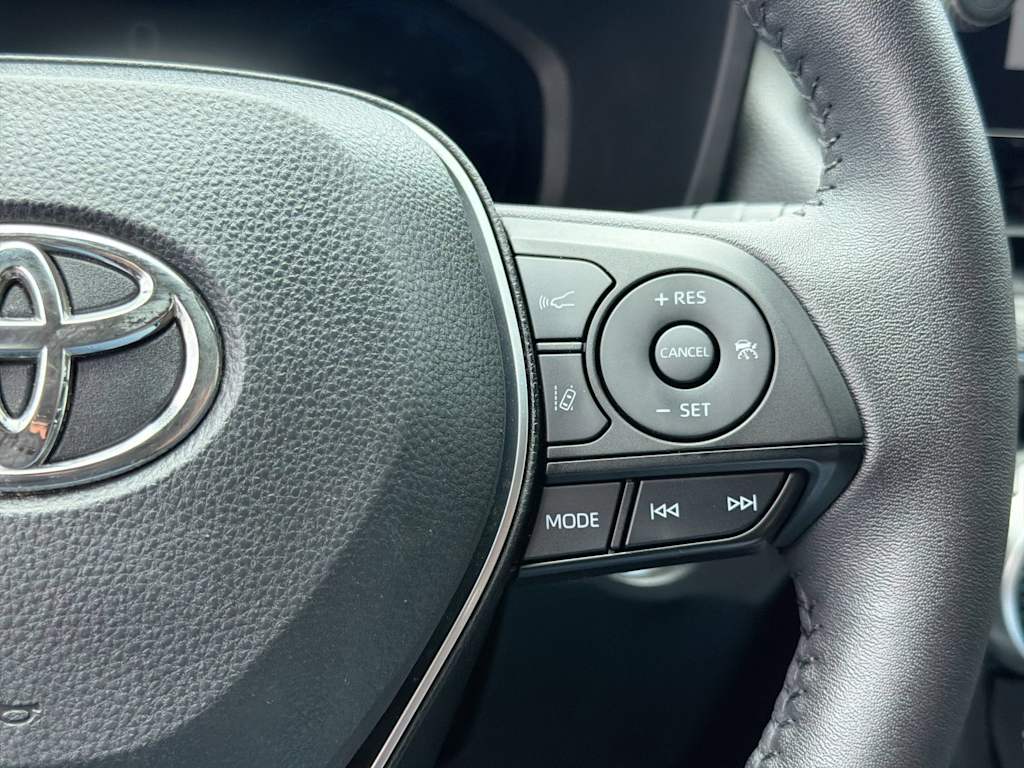 Thumbnail: 2024 Toyota RAV4 - 32