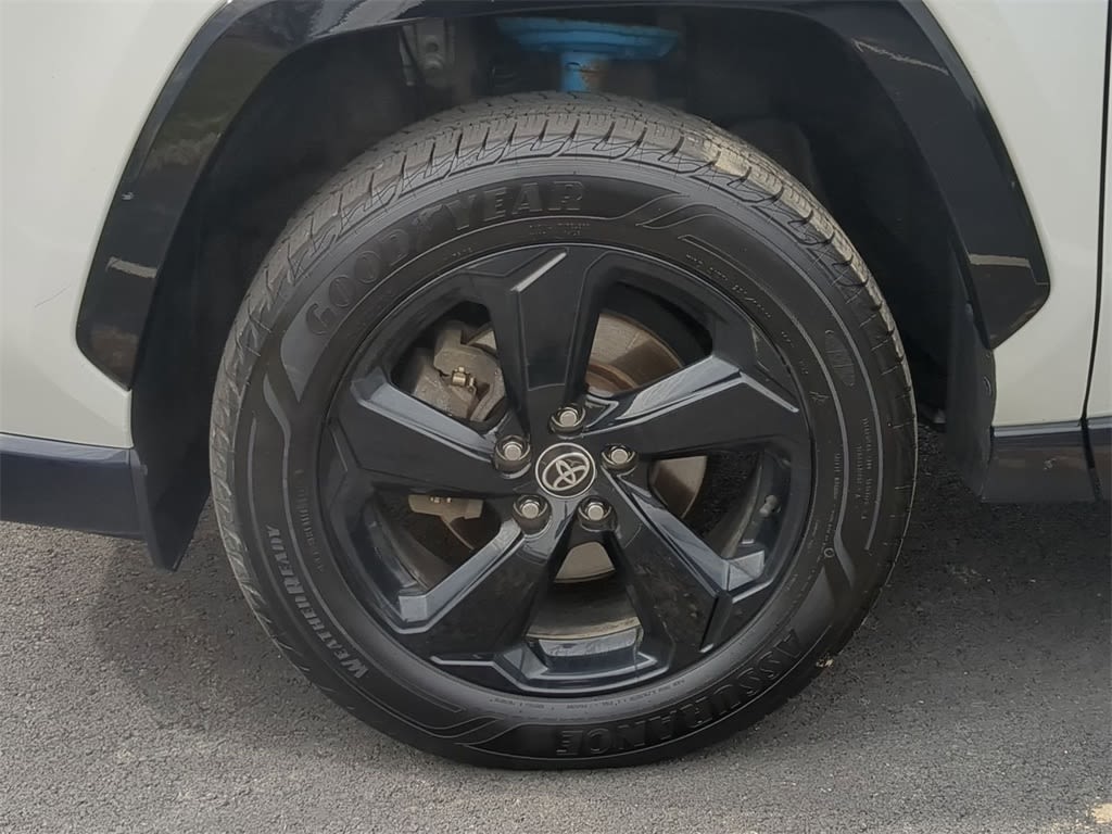 2021 Toyota RAV4 XSE 6