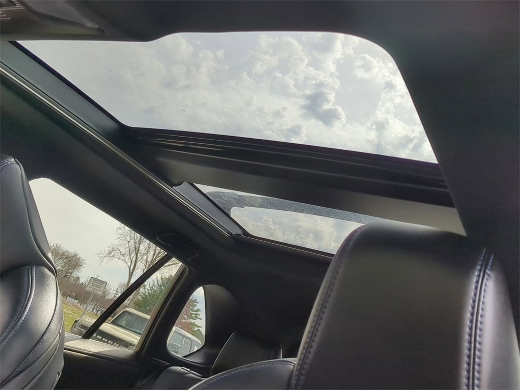 2021 Toyota RAV4 XSE 28