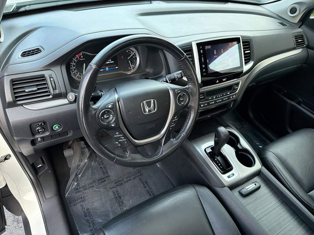 Thumbnail: 2018 Honda Pilot - 2