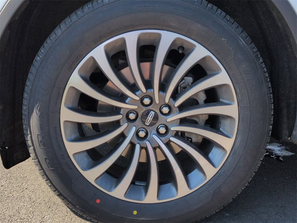 Thumbnail: 2020 Lincoln Aviator - 7