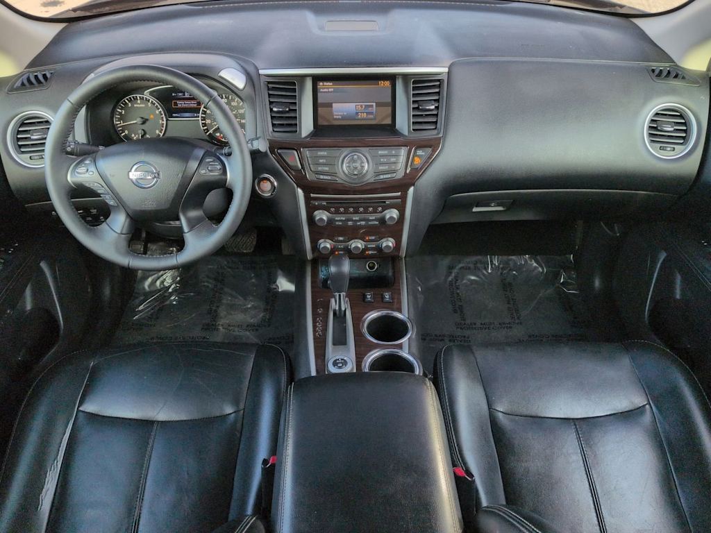 Thumbnail: 2016 Nissan Pathfinder - 9