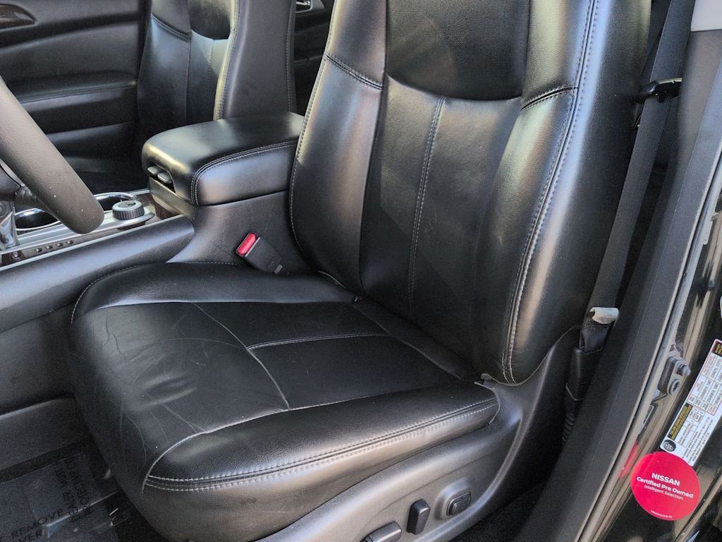 Thumbnail: 2016 Nissan Pathfinder - 10