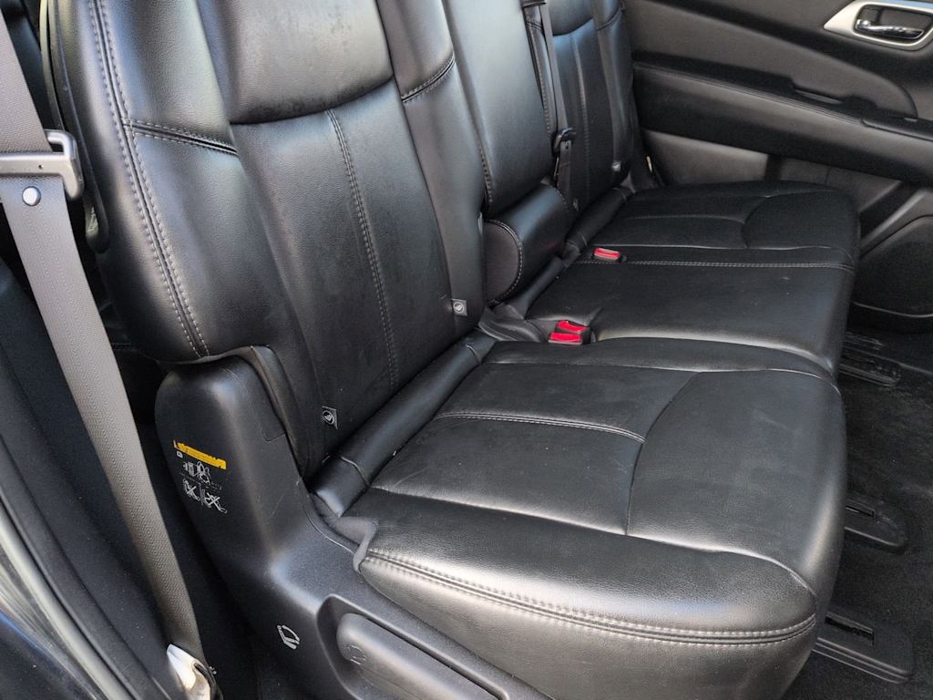 Thumbnail: 2016 Nissan Pathfinder - 29