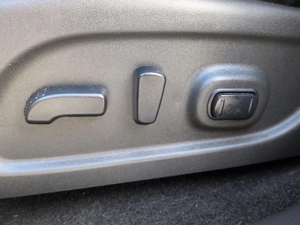 Thumbnail: 2016 Nissan Pathfinder - 27