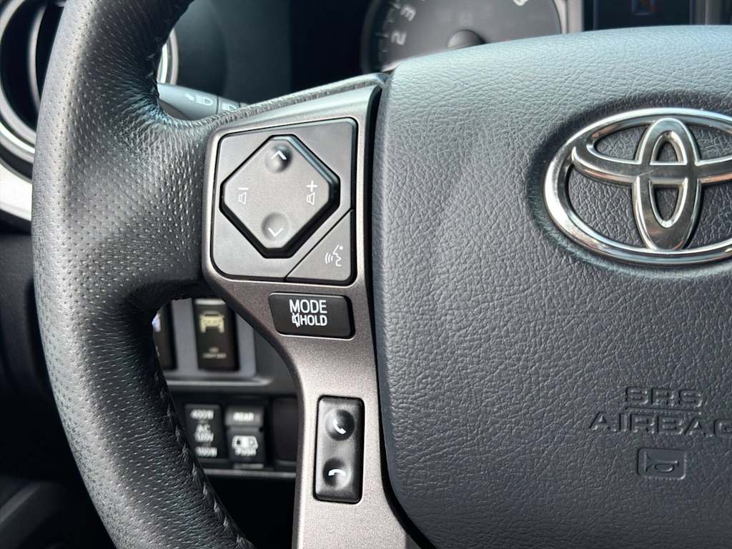 Thumbnail: 2017 Toyota Tacoma - 29