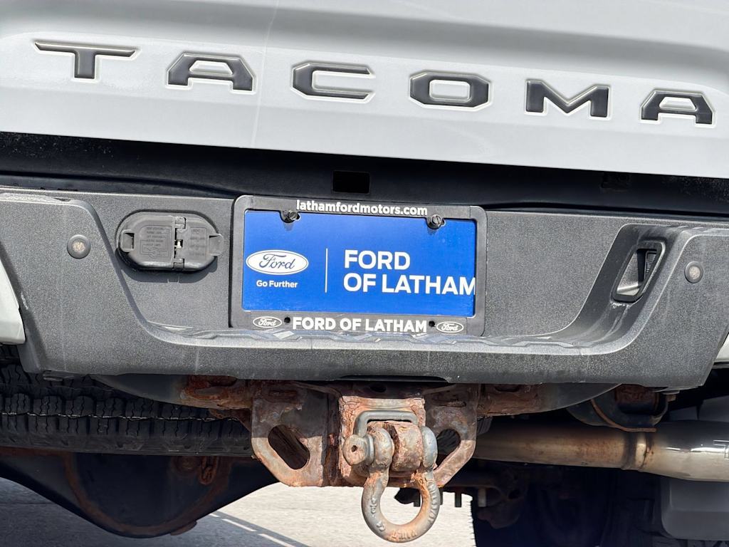 Thumbnail: 2017 Toyota Tacoma - 36