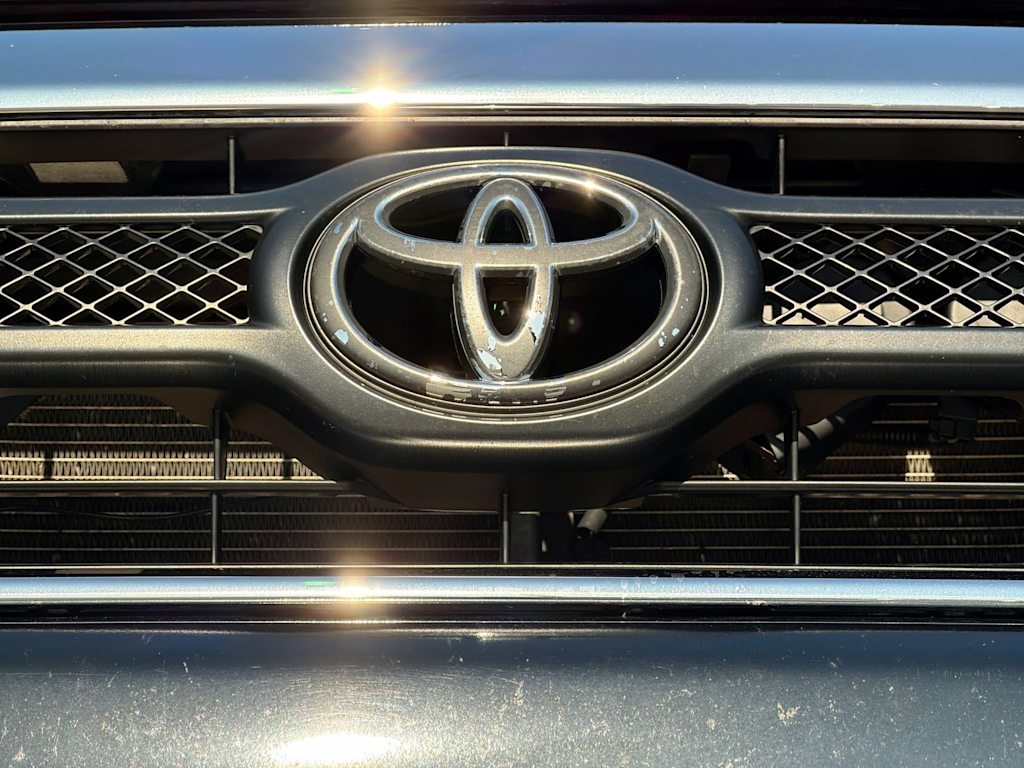 Thumbnail: 2012 Toyota Tacoma - 22