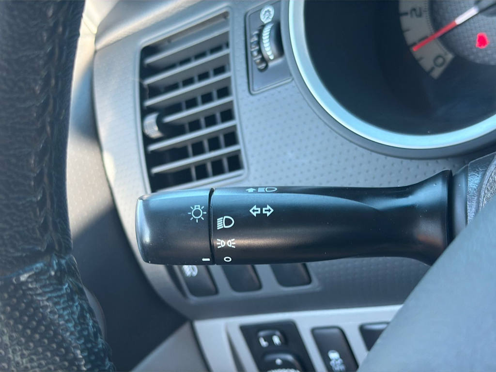 Thumbnail: 2012 Toyota Tacoma - 31