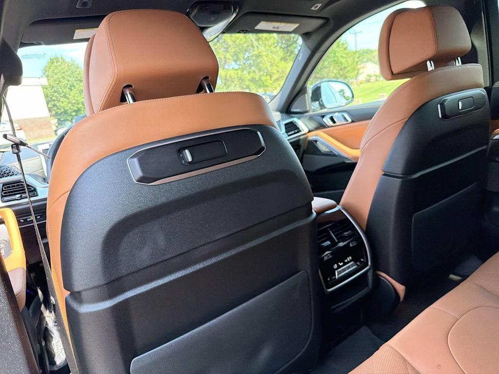 Thumbnail: 2026 BMW X6 - 27