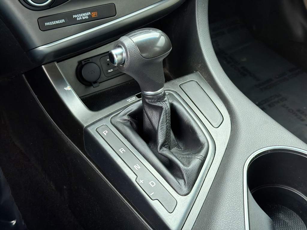 Thumbnail: 2015 Kia Optima - 14