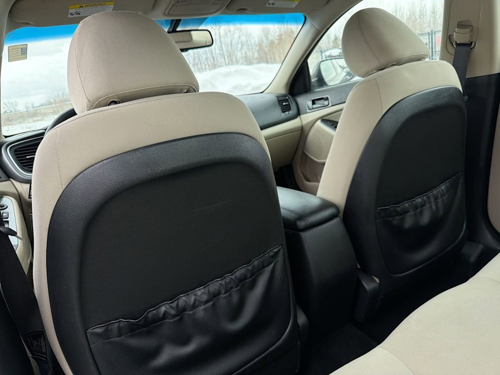 Thumbnail: 2015 Kia Optima - 28