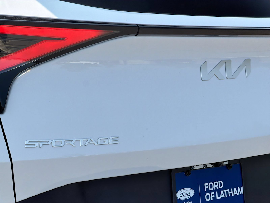 Thumbnail: 2024 Kia Sportage - 7