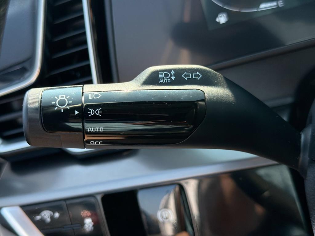 Thumbnail: 2024 Kia Sportage - 32