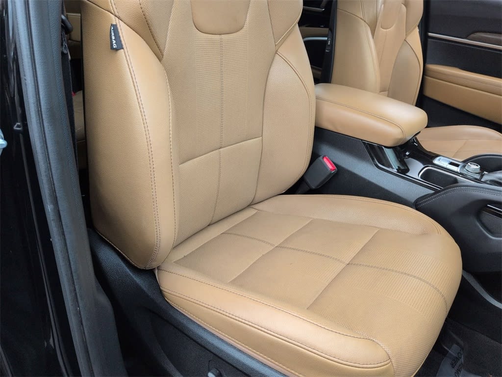 Thumbnail: 2020 Kia Telluride - 30