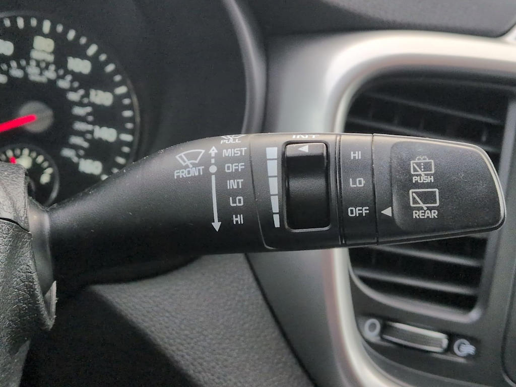 Thumbnail: 2016 Kia Sorento - 14