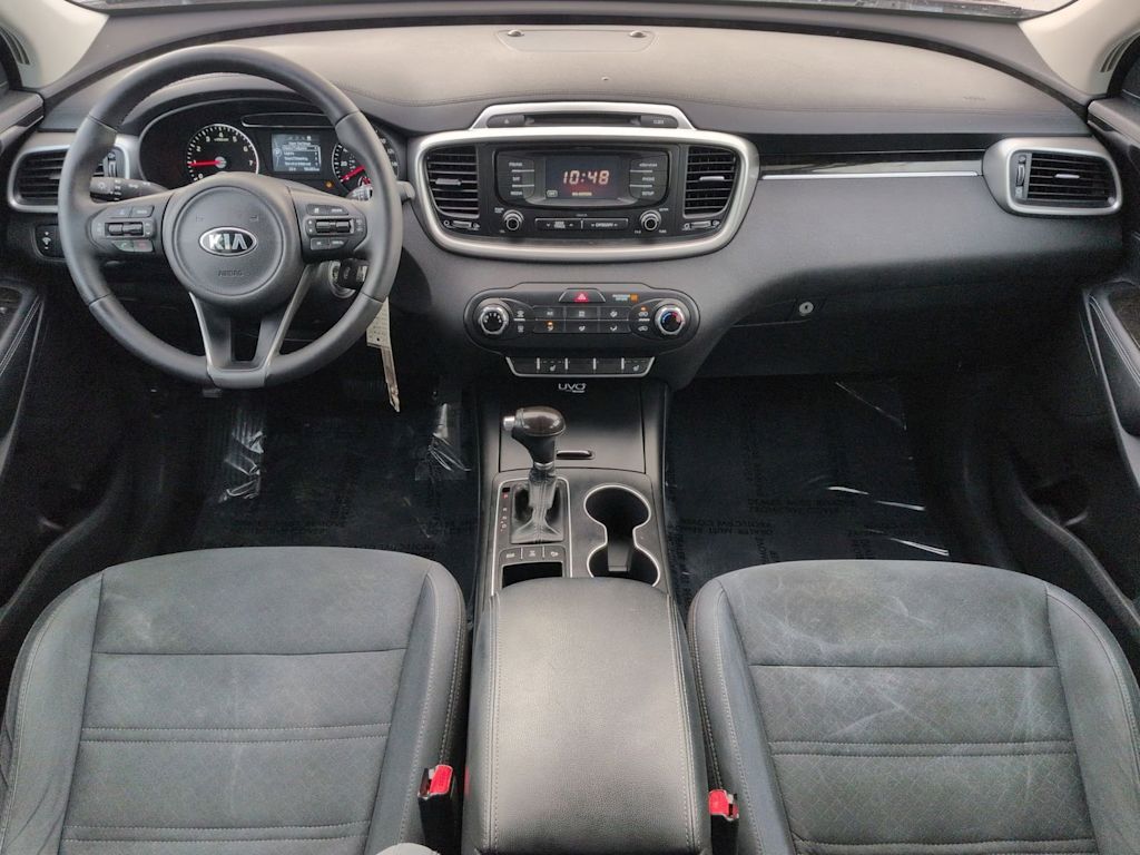 Thumbnail: 2016 Kia Sorento - 9