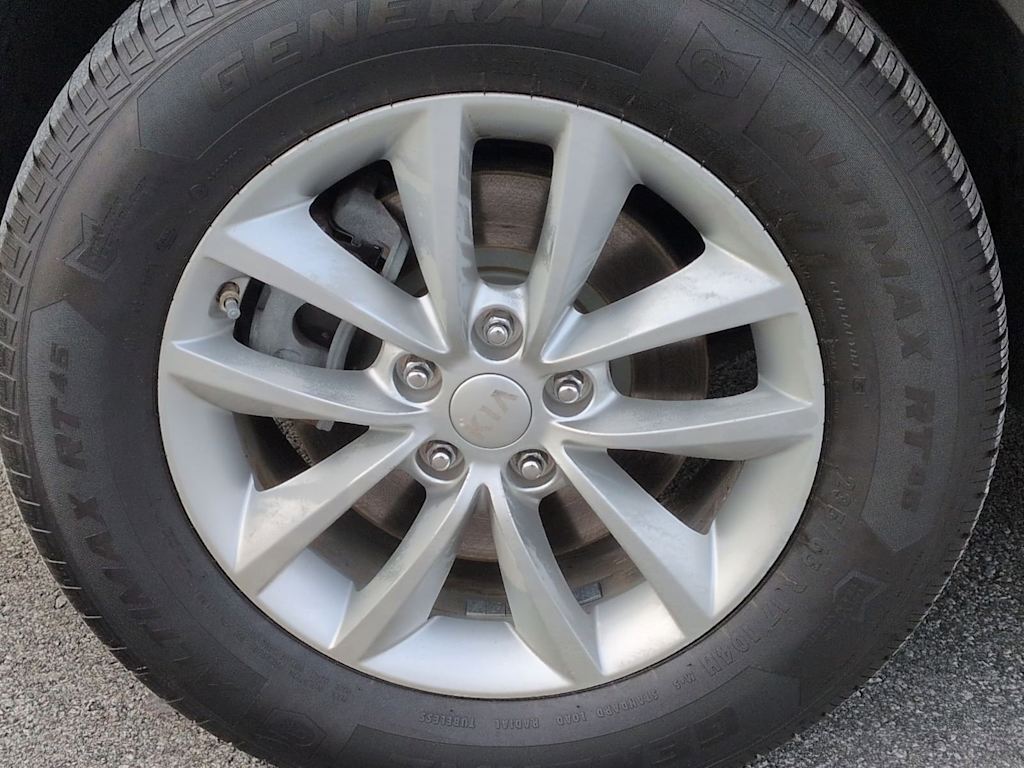 Thumbnail: 2016 Kia Sorento - 7