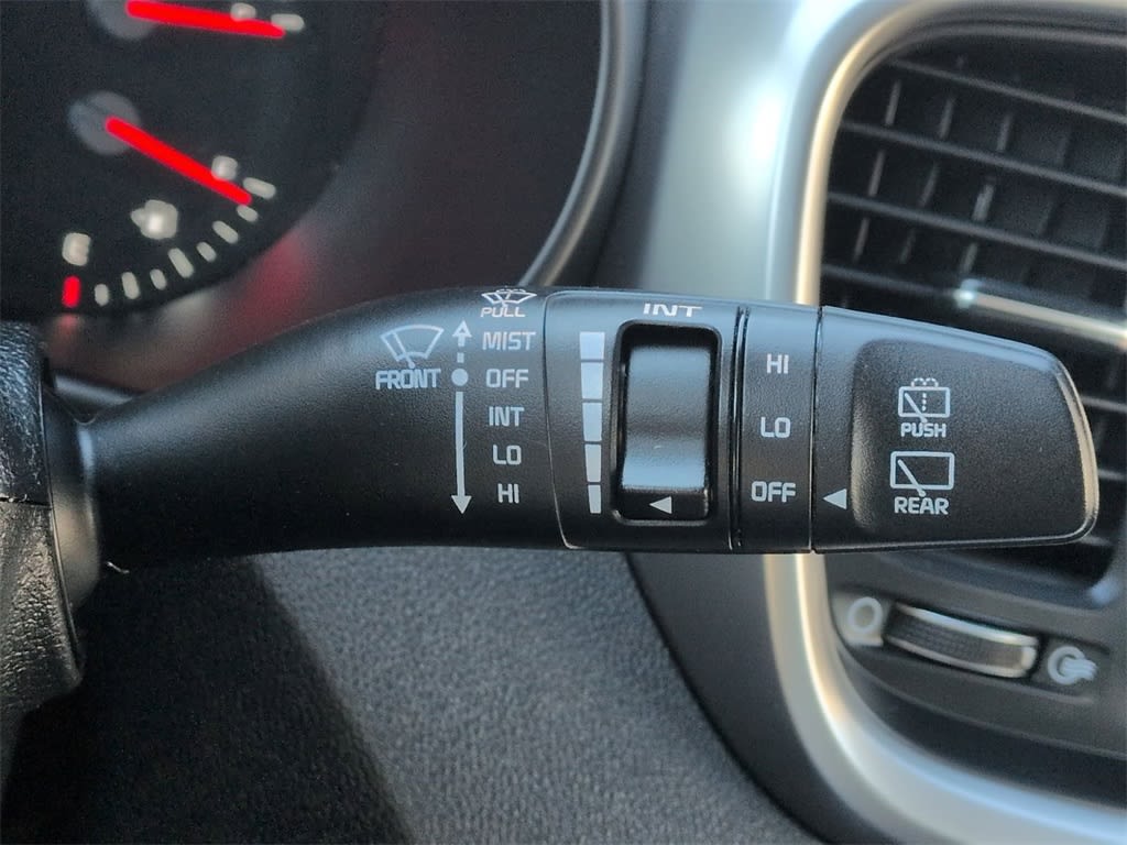 Thumbnail: 2019 Kia Sorento - 14