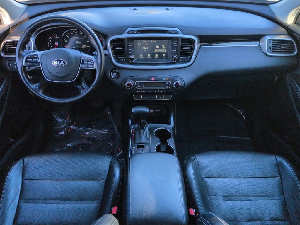 Thumbnail: 2019 Kia Sorento - 8
