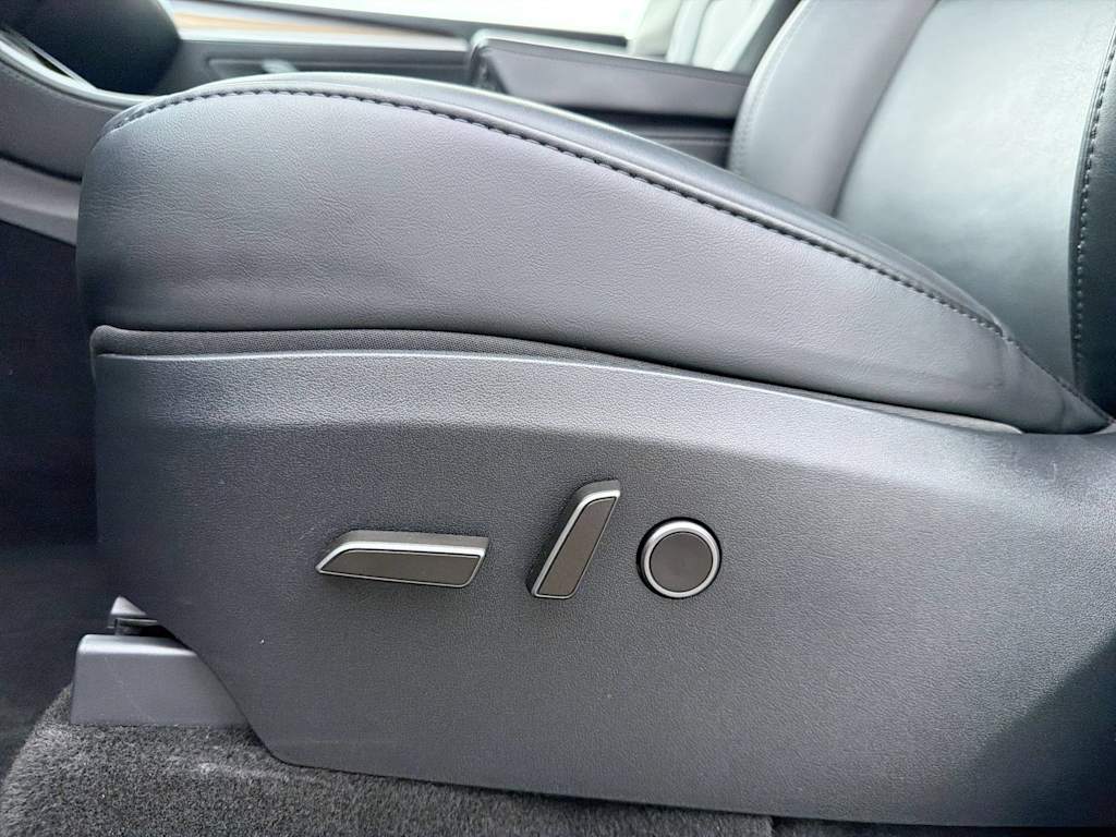 Thumbnail: 2024 Tesla Model Y - 24