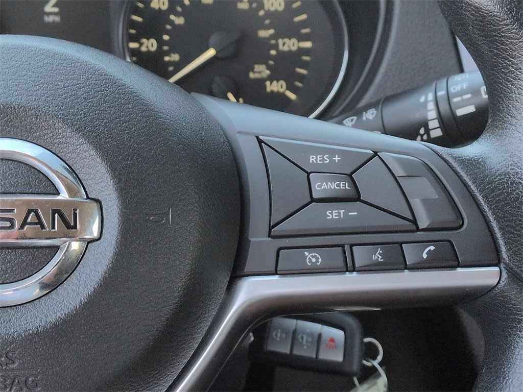 Thumbnail: 2019 Nissan Rogue Sport - 31