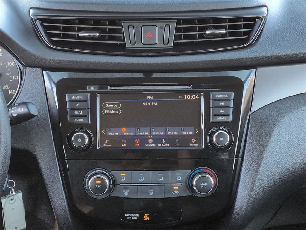 Thumbnail: 2019 Nissan Rogue Sport - 13