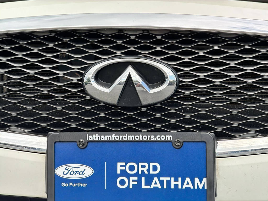 Thumbnail: 2015 INFINITI Q50 - 6