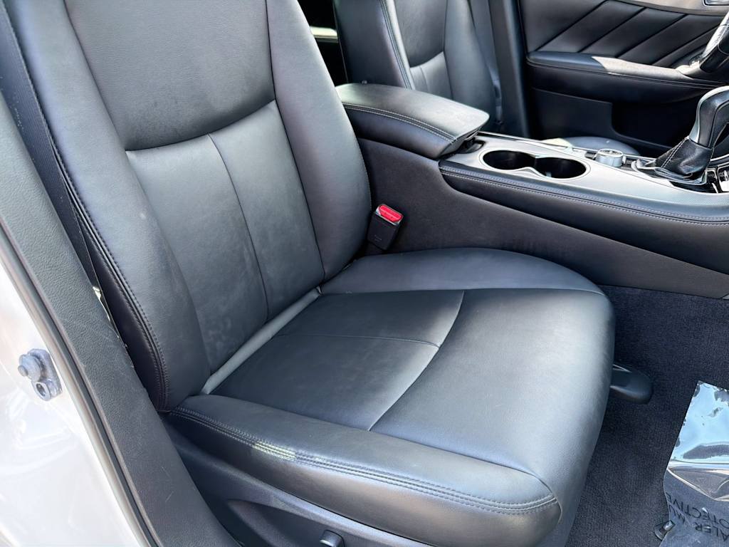 Thumbnail: 2015 INFINITI Q50 - 29