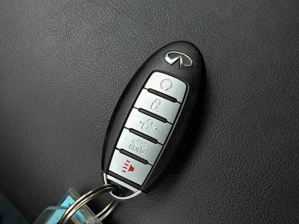 Thumbnail: 2019 INFINITI Q50 - 17