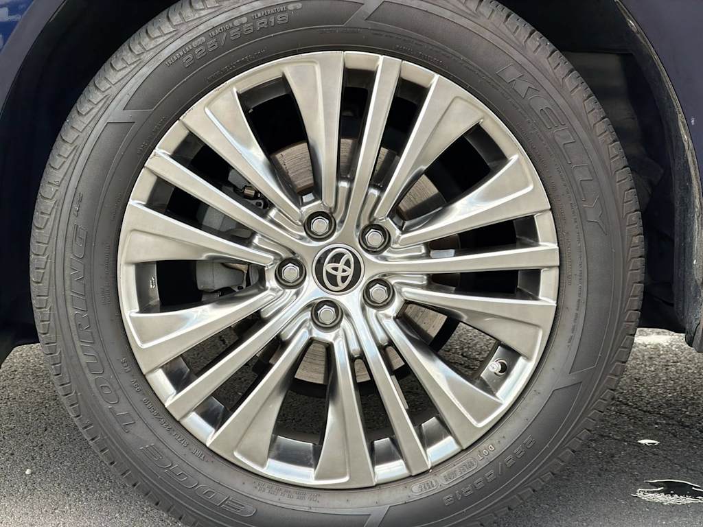 Thumbnail: 2021 Toyota Venza - 8