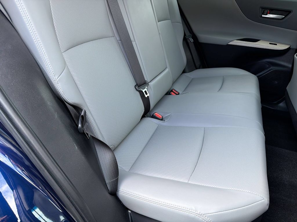 Thumbnail: 2021 Toyota Venza - 28