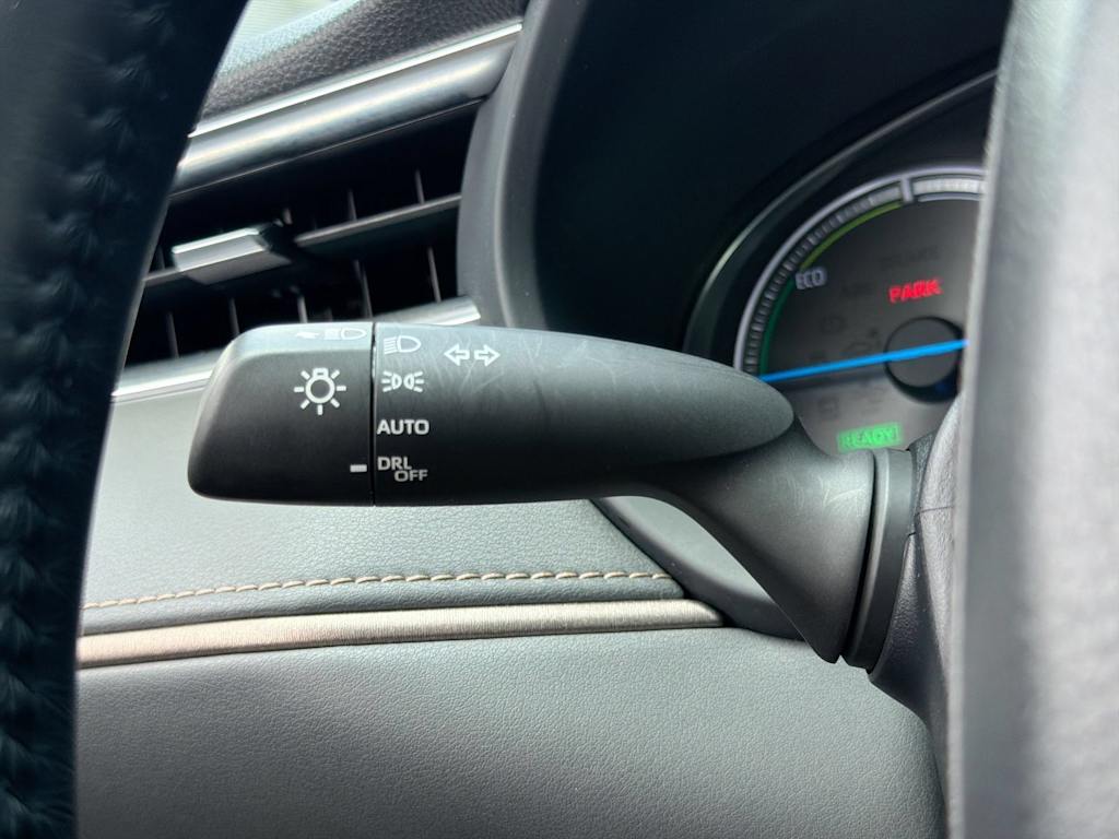 Thumbnail: 2021 Toyota Venza - 32