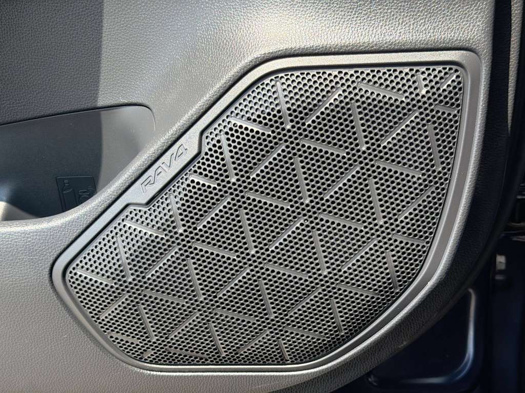 Thumbnail: 2024 Toyota RAV4 - 35