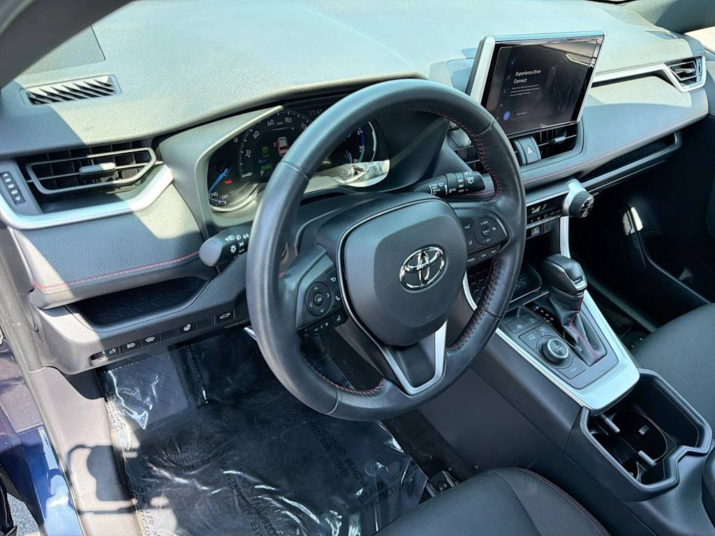 Thumbnail: 2024 Toyota RAV4 - 2