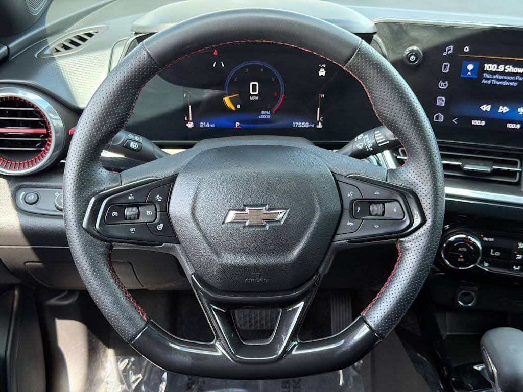 Thumbnail: 2024 Chevrolet Trax - 14